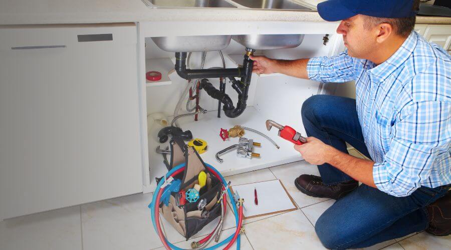 Professional emergency plumbing in Combes, TX